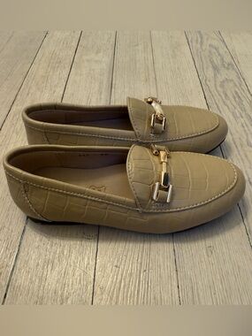 EMERALD LABEL Girl's Beige Genuine Leather Croc Loafers Size EUR 30 US 12 NEW